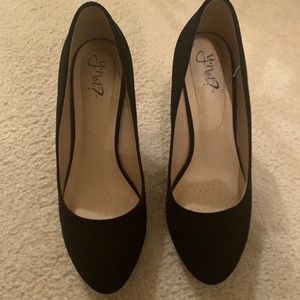 Black high heels, size 8